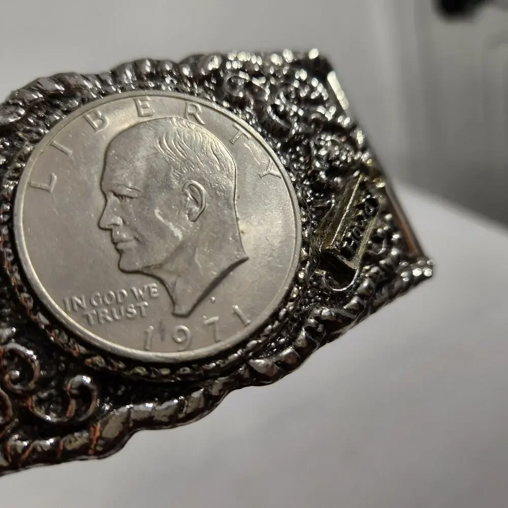 Howdy 1971 Eisenhower Dollar Coin Vintage Western 3.5x2 Belt Buckle